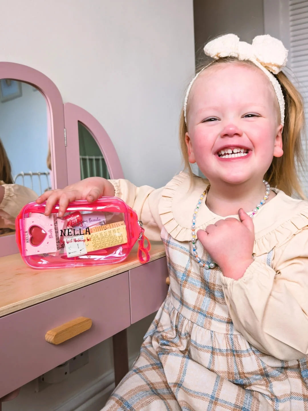 Made by parents. </br>Loved by little beauty fans.