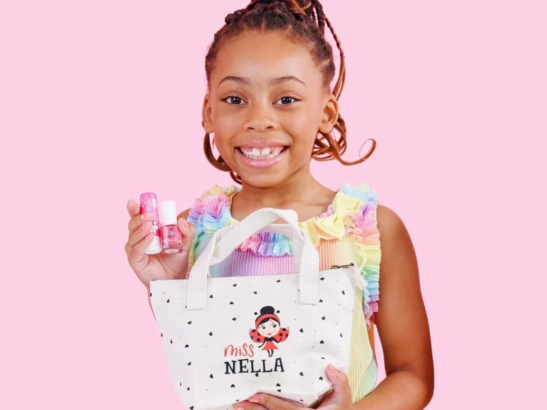 Made by parents. </br>Loved by little beauty fans.